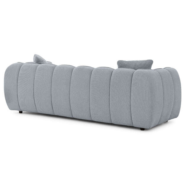 Trivietė sofa Lanzo – išraiškingas siluetas ir vertikalus dygsniavimas 3