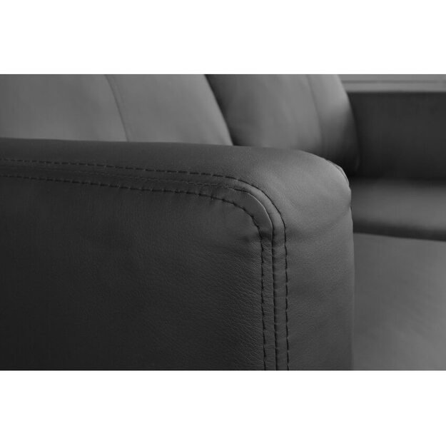 Trivietė sofa Boston – elegantiškas pasirinkimas šiuolaikiškam interjerui
