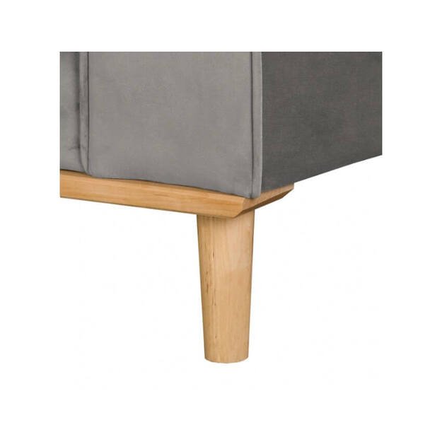Trivietė sofa Beata – stilius ir komfortas kasdieniam poilsiui