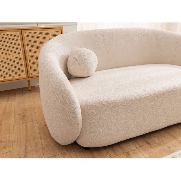 Trivietė sofa Bloom – žemas profilis, bohemiškas dizainas, erdvus komfortas 5
