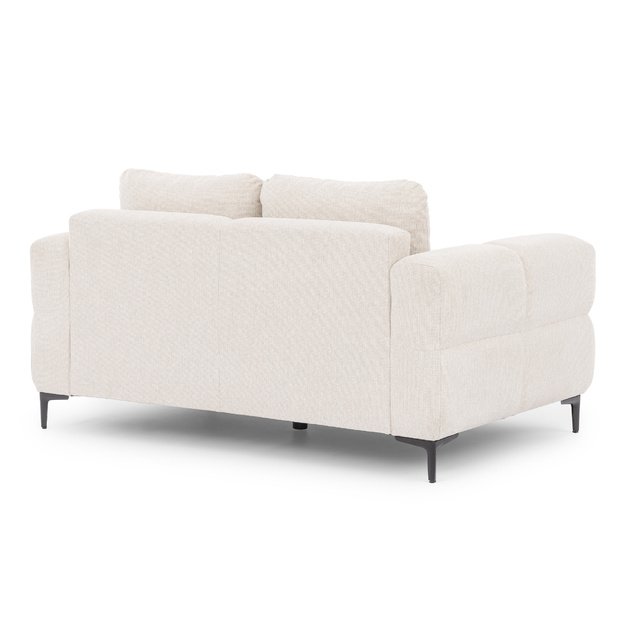 Dvivietė sofa Helio - moderni, aukštesnės kojelės, minkštos pagalvės